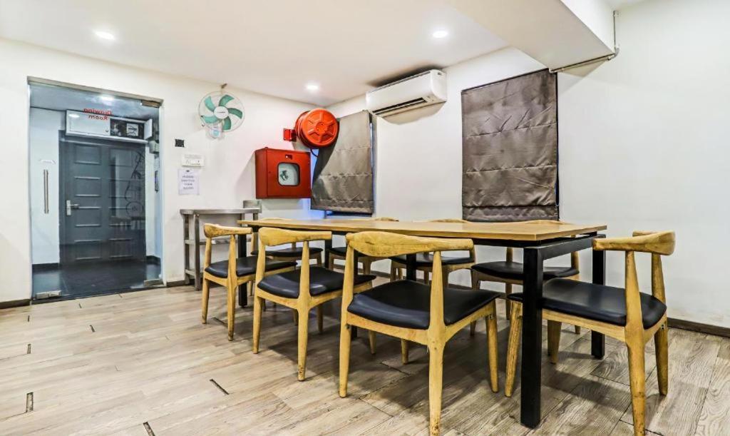 Hotel Orient Avenue Nagpur Eksteriør bilde